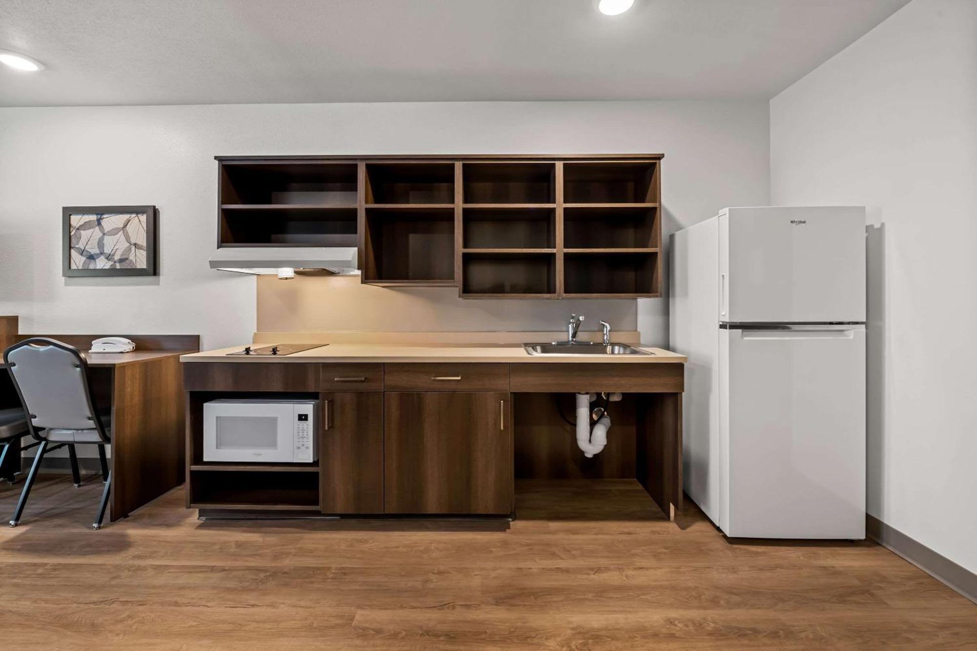 Woodspring Suites Loves Park - Rockford Esterno foto